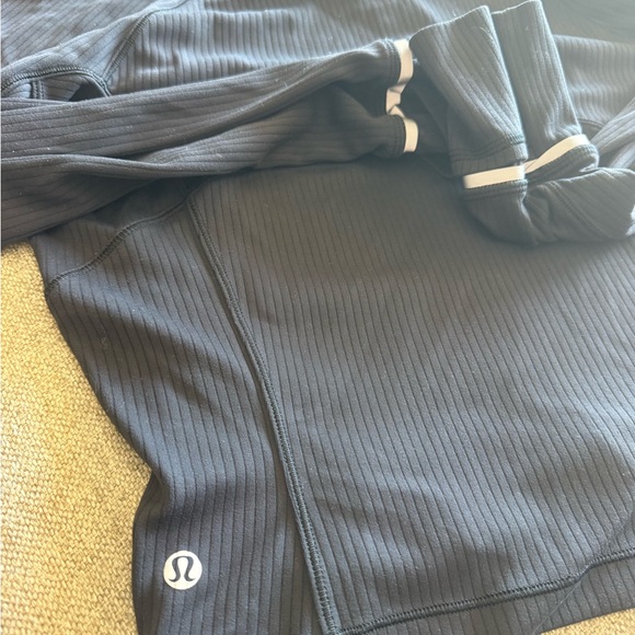 It's Rulu Ribbed Cropped Half Zip - Picture 3 of 7